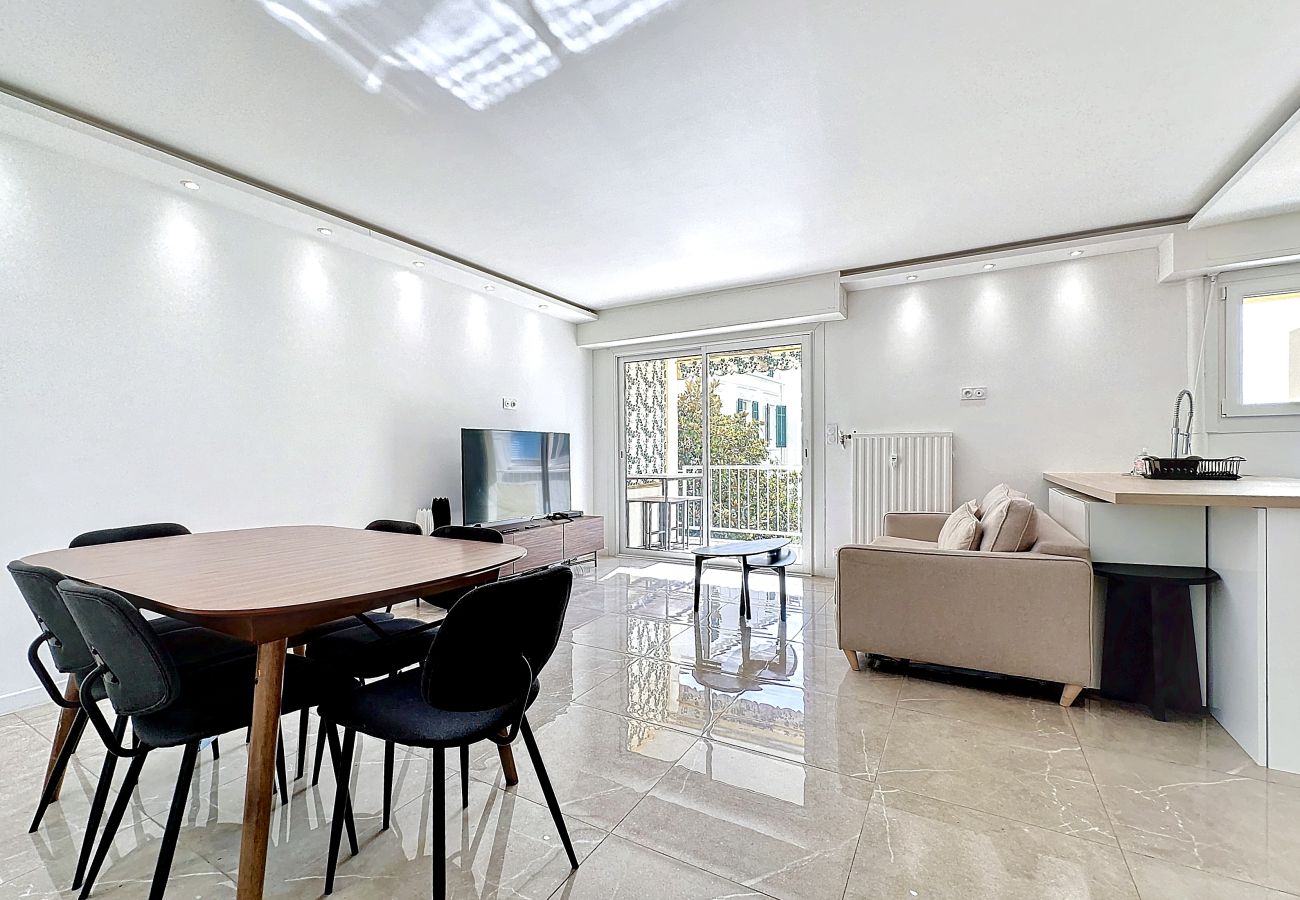 Apartment in Cannes - Intuition 3 beds 10